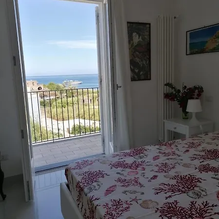 Eolo Holiday home